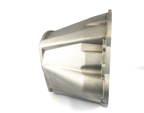 R380 V8 Bellhousing - Image 2