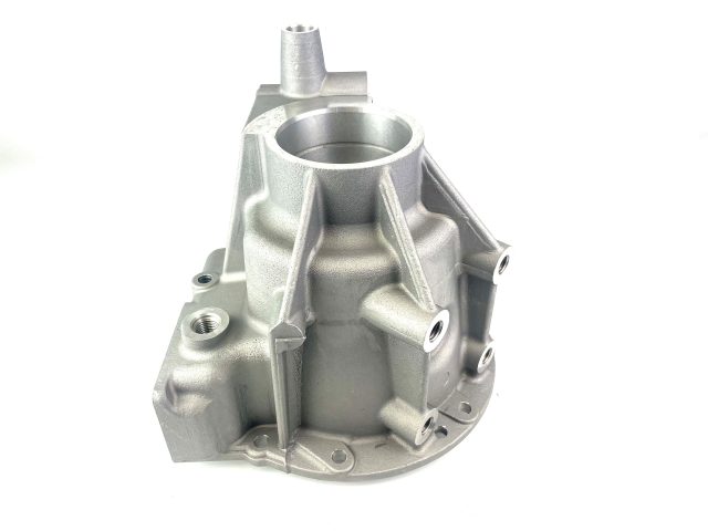ICB500030 - LT230 Front Output Housing - Image 3