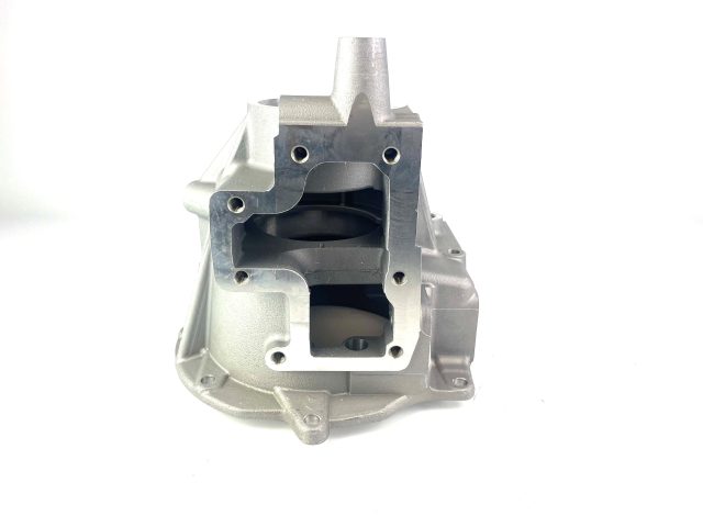 ICB500030 - LT230 Front Output Housing - Image 4